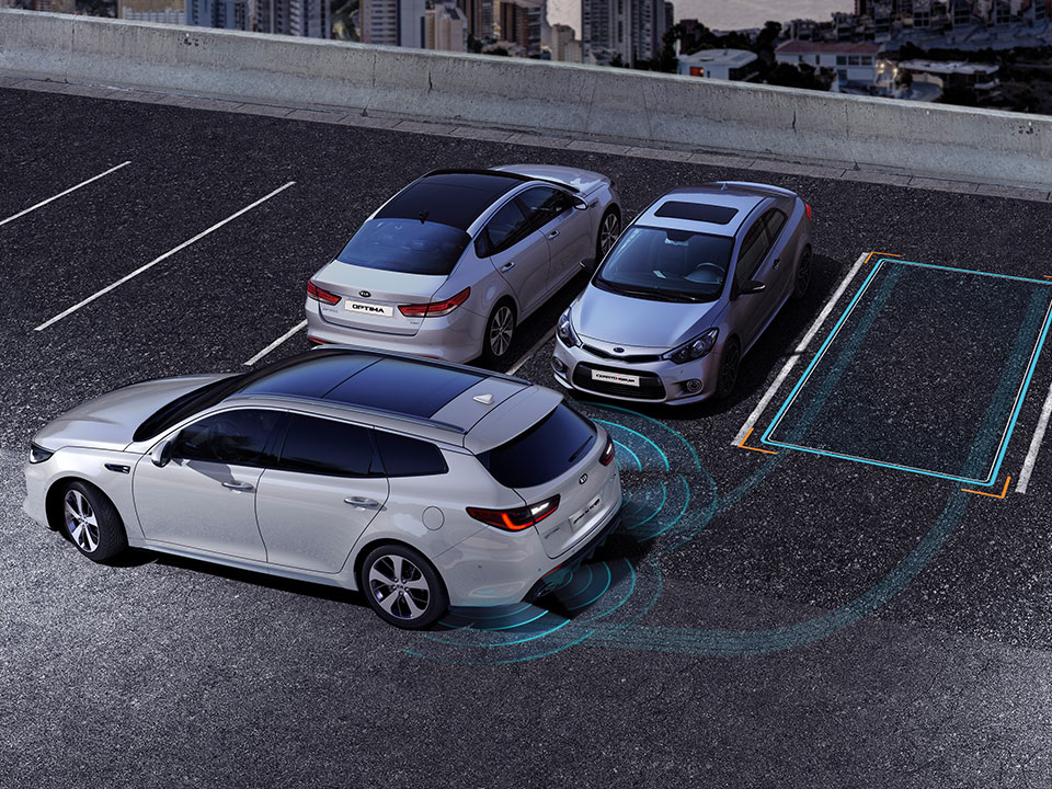 Kia Optima Sportswagon Plug-in Hybrid smart parking assist system